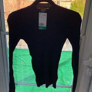 Turtleneck light sweater